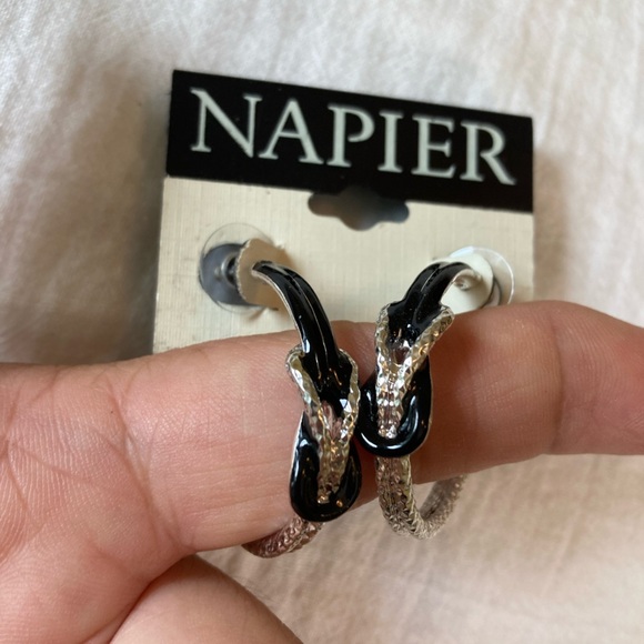 Napier‎ Two Tone Hoop Earrings New - Picture 1 of 5
